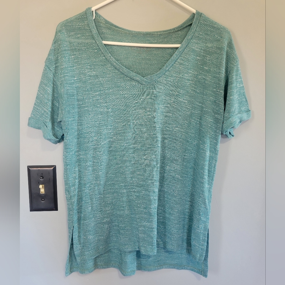 Mudd Teal Blend V Cut Top 🤍